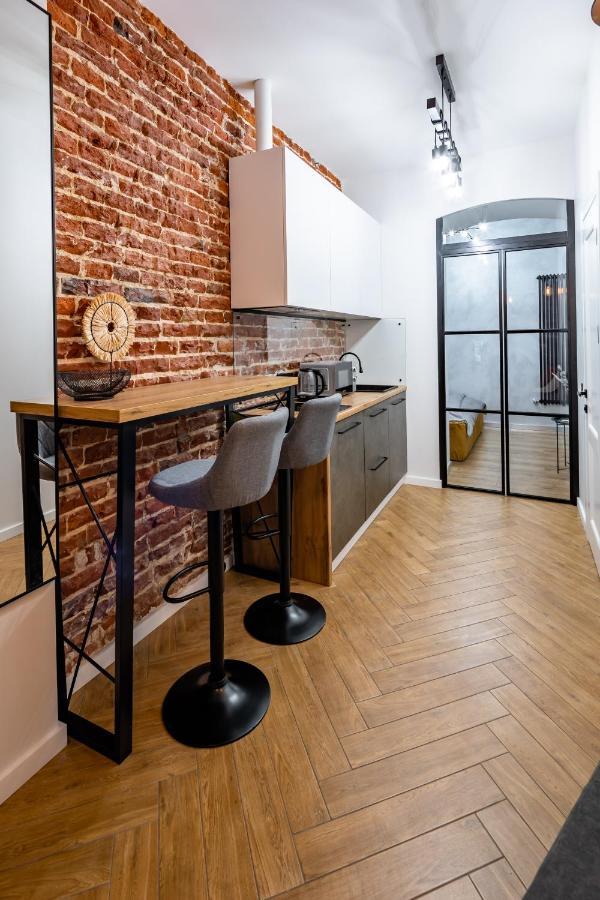 Romari Таманська 12 Apartment ลวีฟ ภายนอก รูปภาพ