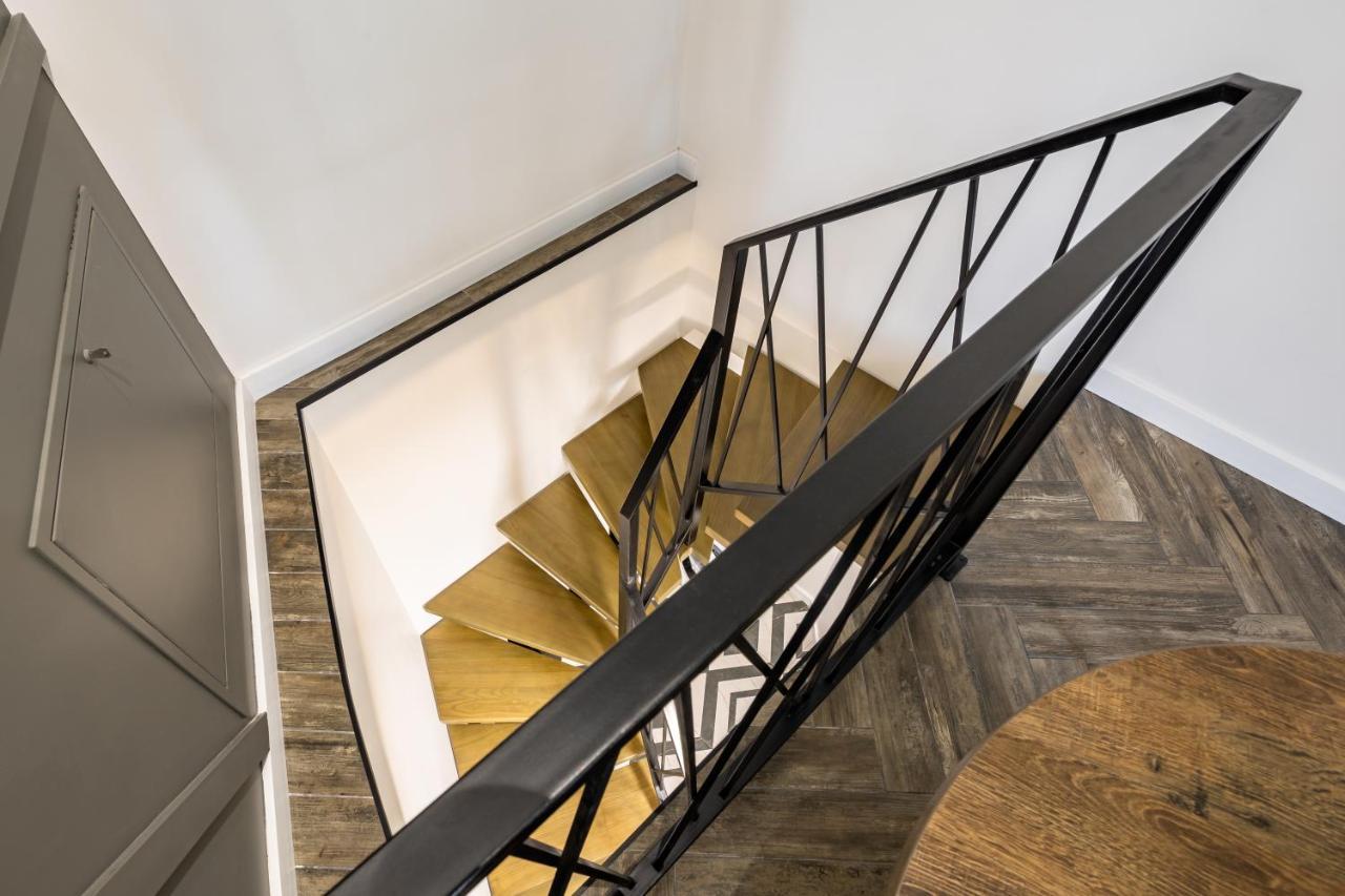 Romari Таманська 12 Apartment ลวีฟ ภายนอก รูปภาพ