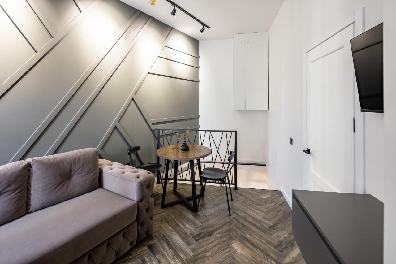 Romari Таманська 12 Apartment ลวีฟ ภายนอก รูปภาพ