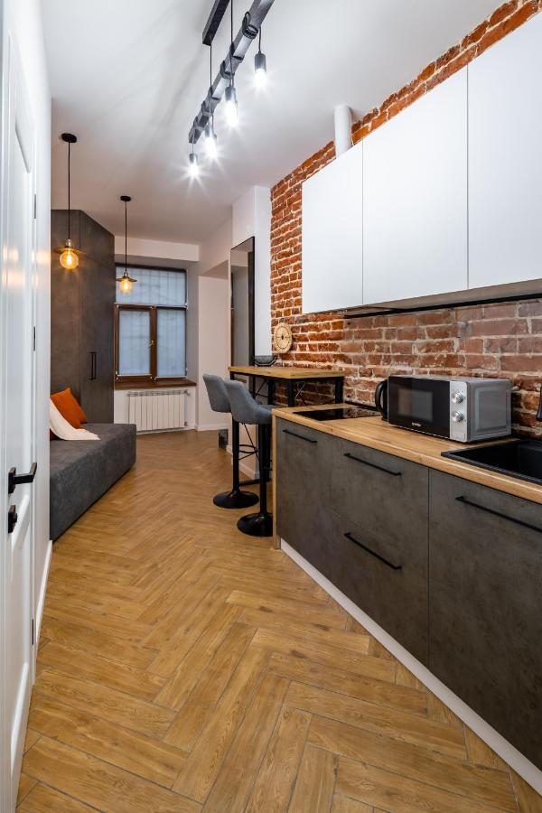 Romari Таманська 12 Apartment ลวีฟ ภายนอก รูปภาพ