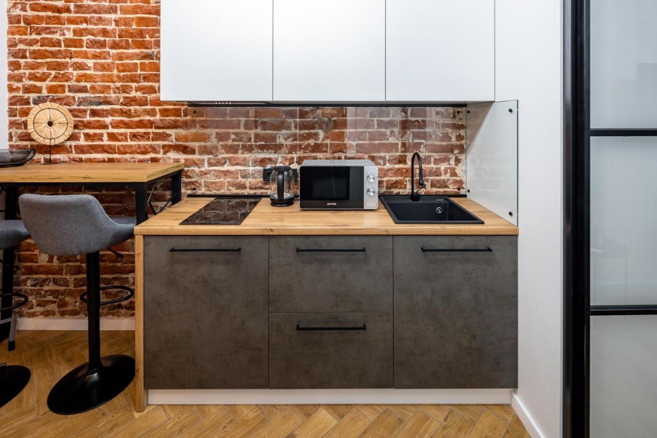 Romari Таманська 12 Apartment ลวีฟ ภายนอก รูปภาพ