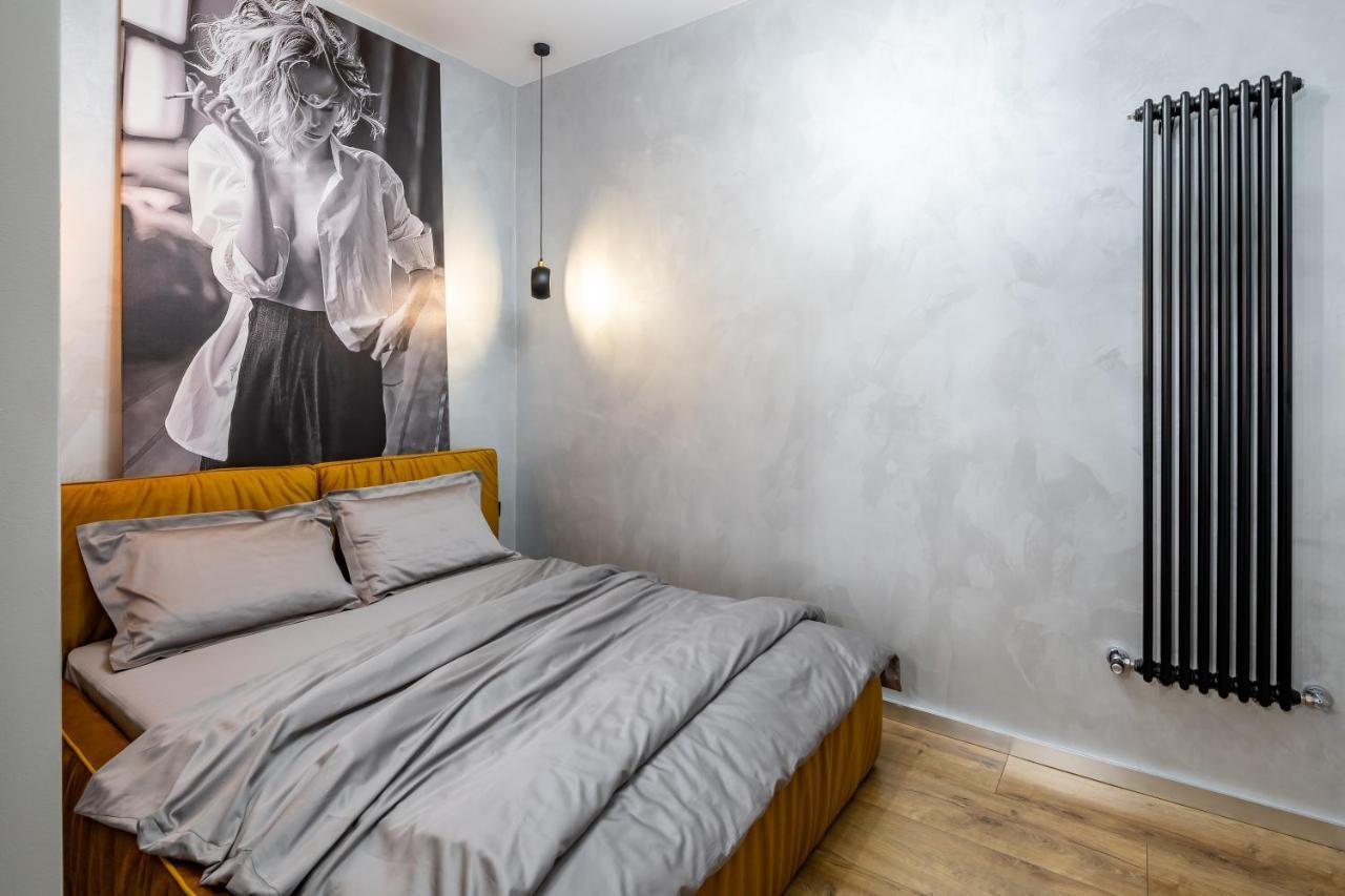 Romari Таманська 12 Apartment ลวีฟ ภายนอก รูปภาพ